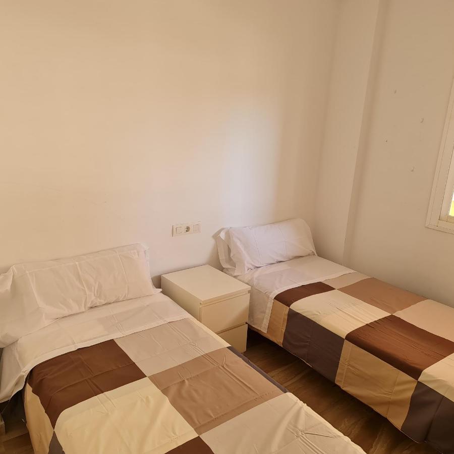 Apartamento Piscis Litoral マラガ エクステリア 写真