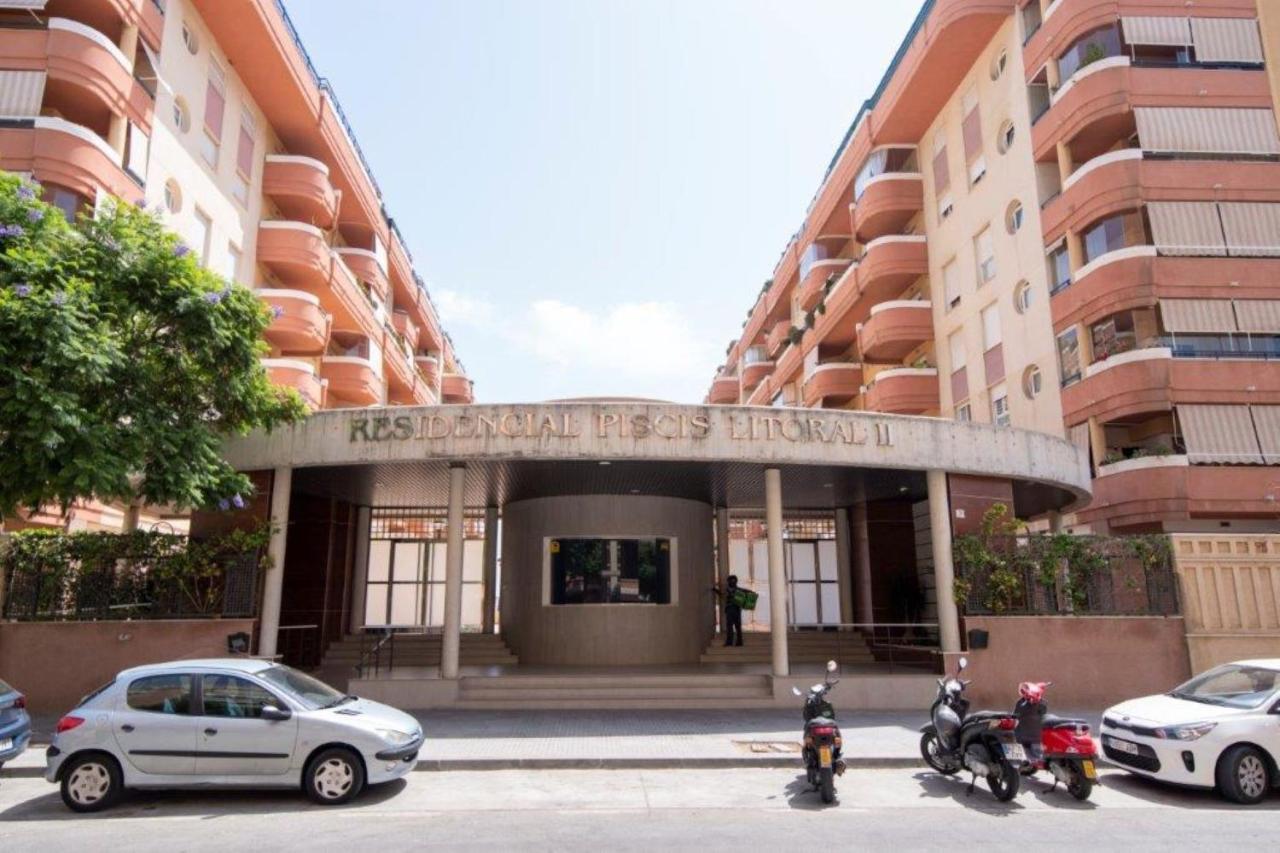 Apartamento Piscis Litoral マラガ エクステリア 写真